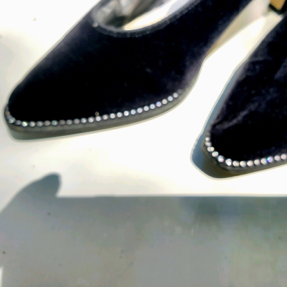 Womens shoes